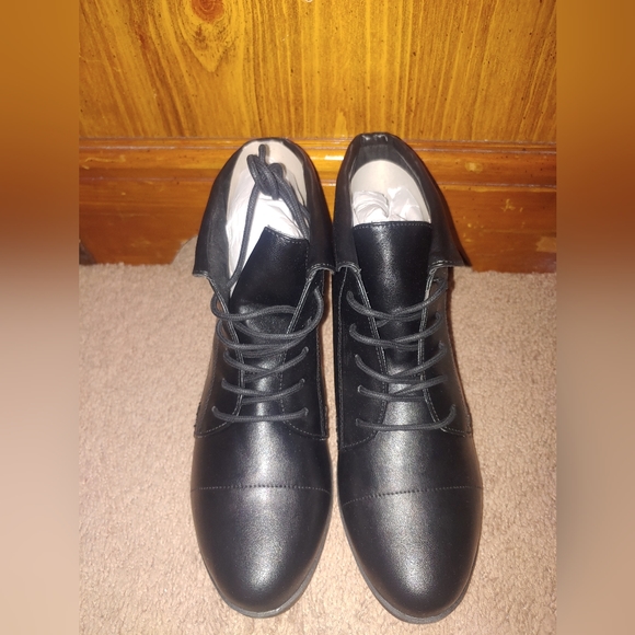 Gloria Vanderbilt Black Booties 8.5 - Picture 1 of 3